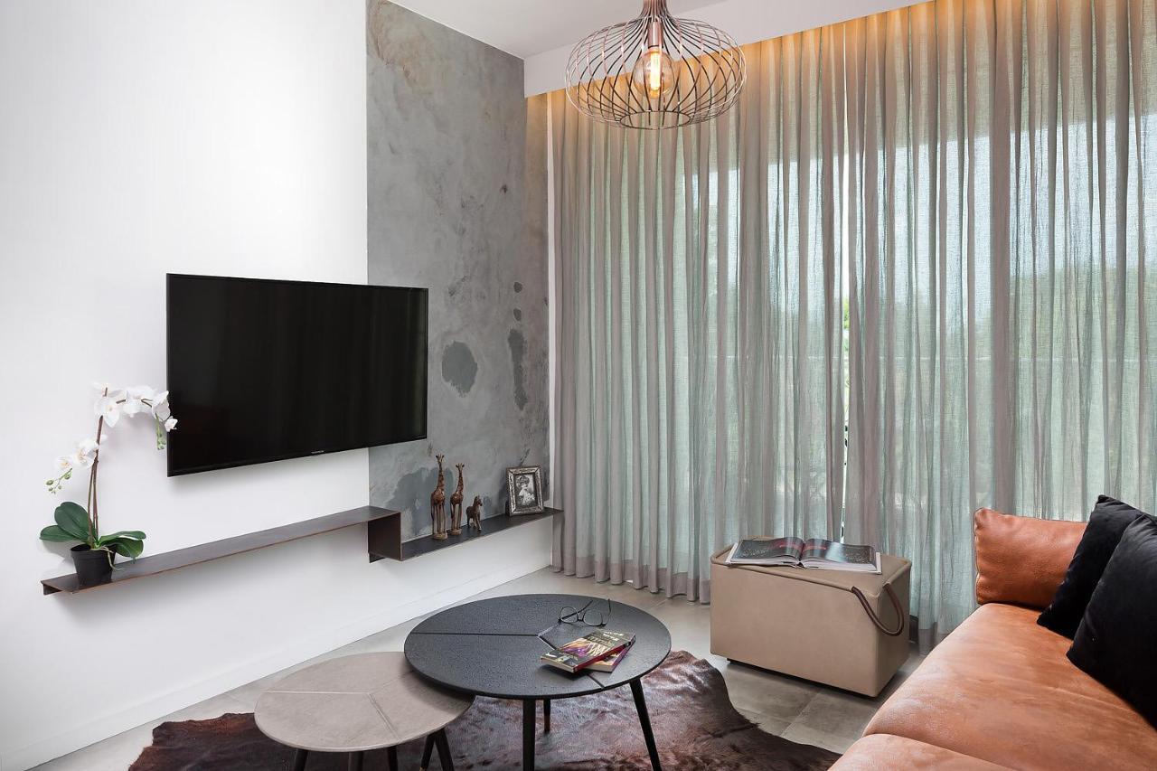 Caesarea Boutique Suite - סוויטת בוטיק קיסריה Екстериор снимка